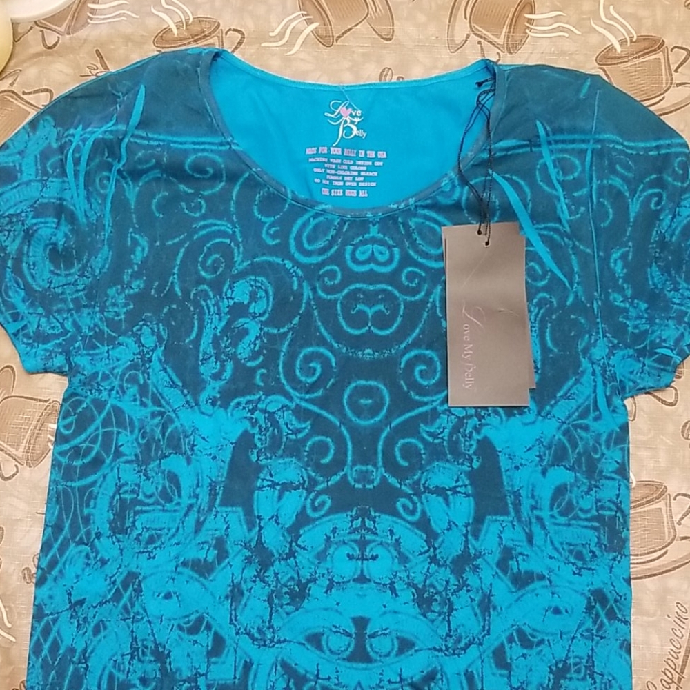 NWT T-shirt One Size